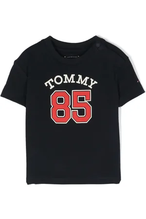 Tommy Hilfiger T