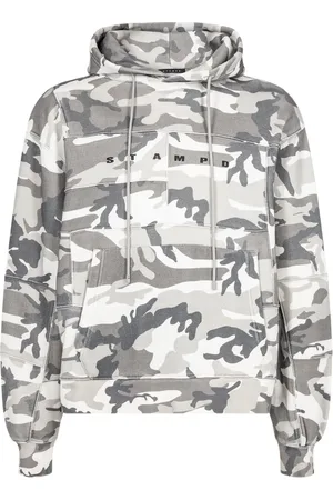 STAMPD Kamouflagemönstrad hoodie med lappdesign