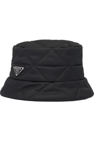 Prada Quiltad fiskehatt med logotyp
