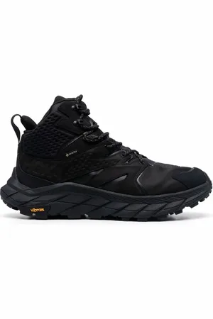 Hoka One One Anacapa boots
