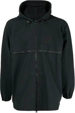 GR10K Jacka med stretchig design och huva