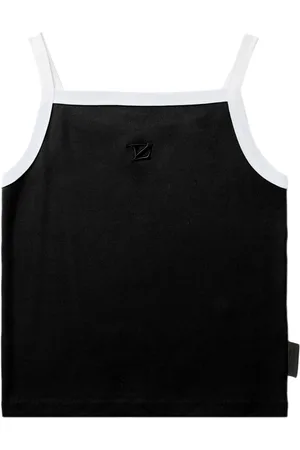 Izzue Linne med broderad logotyp