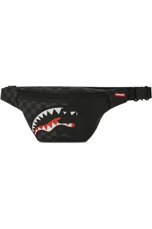 Sprayground Sharks In Paris midjeväska