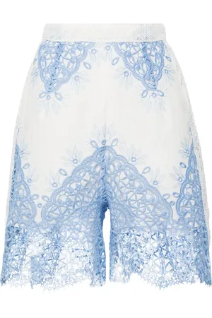 Evarae Tajta shorts med spetsbrodyr