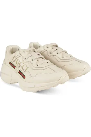 Gucci Rhyton sneakers med logotyp