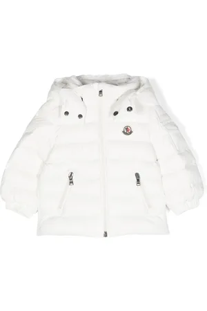 Moncler Jacka med logotyp