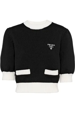 Prada Kort tröja med broderad logotyp