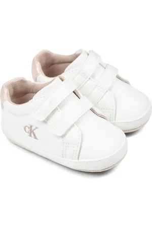 Calvin Klein Sneakers med logotyp