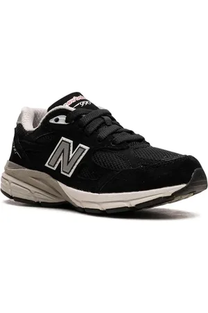New Balance 990v3 sneakers