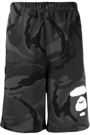 A Bathing Ape Kamouflagemönstrade bermudashorts