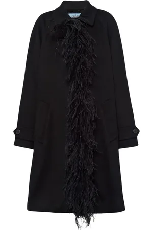 Prada Kappa med fjäderkant