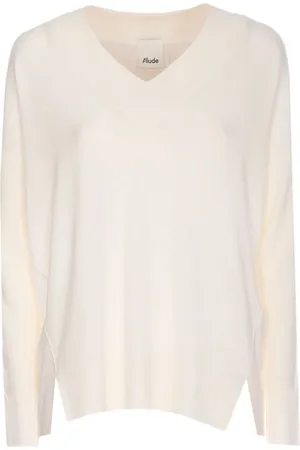 Allude V