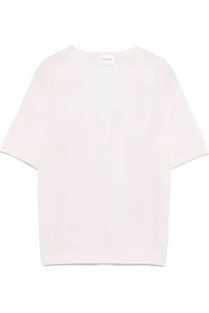 Closed V