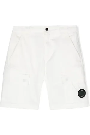 C.P. Company Cargoshorts med linsdetalj