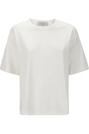 STUDIO NICHOLSON T
