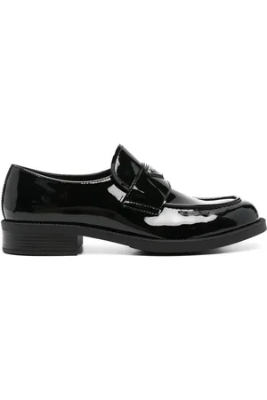 Prada Läderloafers med logotyp