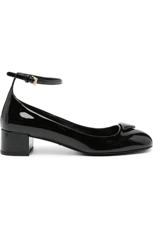 Prada Pumps i lackat läder 35 mm