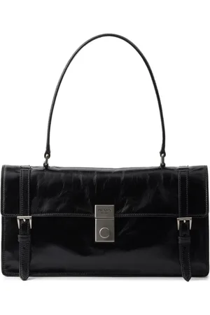 Prada Axelväska i läder