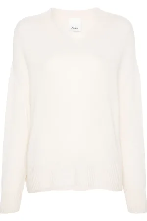 Allude V