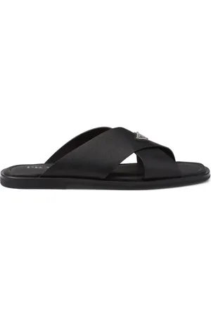 Prada Lädersandaler med logotyp