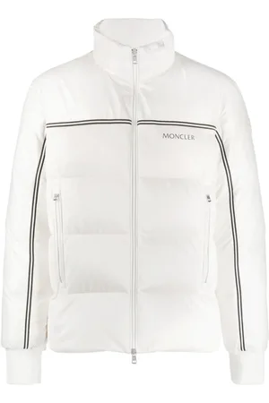Moncler Vadderad jacka med logotyp