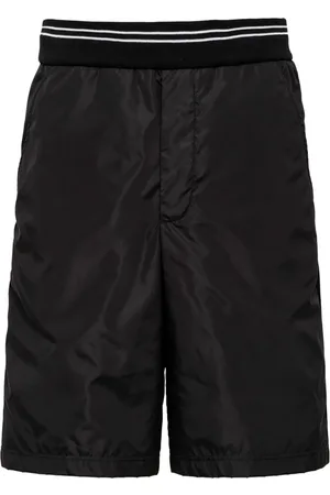 Prada Bermudashorts med logotyp