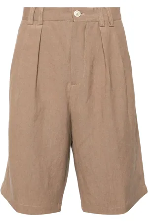 Brunello Cucinelli Chinosshorts med plisserad detalj