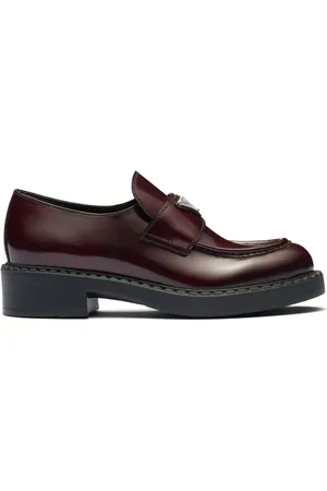 Prada Chocolate loafers i läder