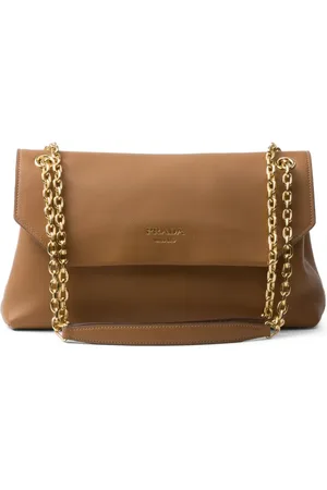 Prada Axelväska i läder