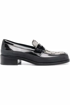 MISBHV Loafers med monogram