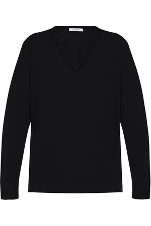 Max Mara V