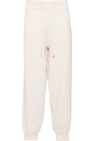 MAN ON THE BOON. Stickade slacks