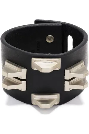 PARTS OF FOUR Restraint läderarmband med berlock