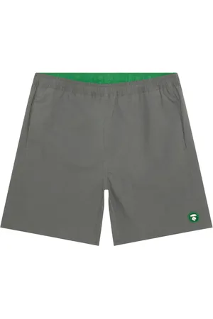 A Bathing Ape Shorts med logotypmärke
