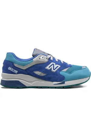 New Balance CM1600 sneakers