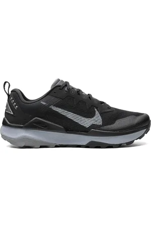 Nike React WildHorse 8 sneakers
