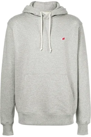 New Balance Hoodie med broderad logotyp
