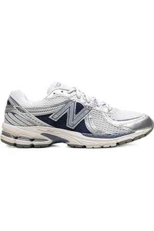 New Balance 860 V2 sneakers