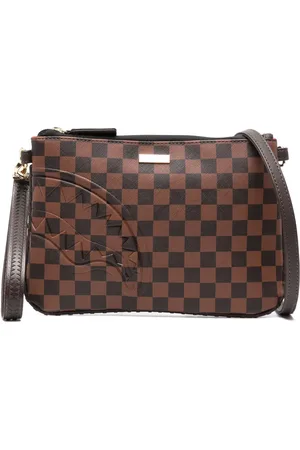 Sprayground Rutig clutch med präglad kärna