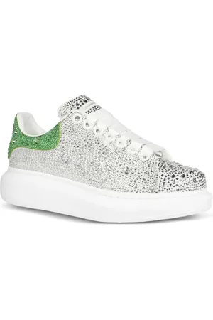 Alexander McQueen Strassprydda sneakers i oversize