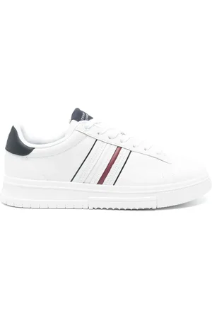 Tommy Hilfiger Sneakers med präglad logotyp