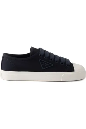 Prada Tygsneakers med snörning