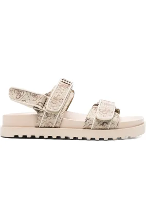Guess Fadison sandaler