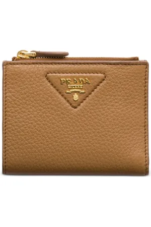 Prada Liten plånbok i kornigt läder