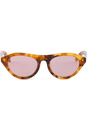 Prada Rivet