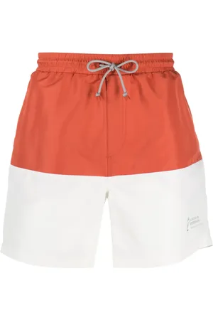 Brunello Cucinelli Shorts med paneldesign