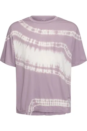 SATISFY Auralite T-shirt