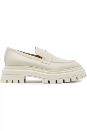 Stuart Weitzman Skor, Dam, 40 1/2 EU, Läder, Bedford Loafers