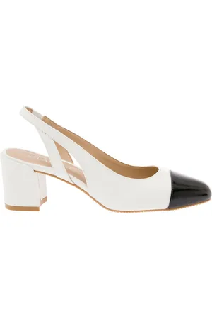 Stuart Weitzman Skor, Dam, 40 EU, Läder, Vita Läder Slingback Pumps