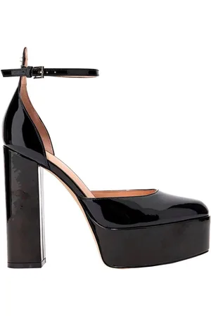 Guess Skor, Dam, 40 EU, Blanka lackklackar för fashionistas